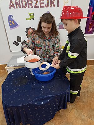 Grafika #27: Andrzejki grupa III Sowy