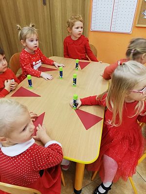 Grafika #3: Mikołajki