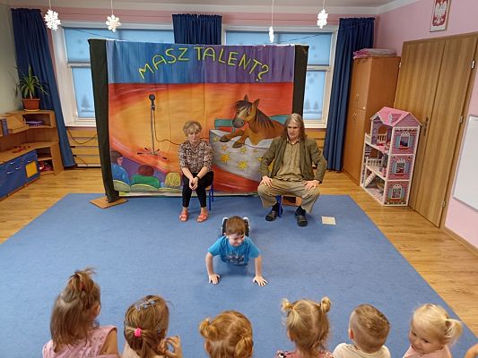 Grafika #3: Teatrzyk Magiczny ołówek