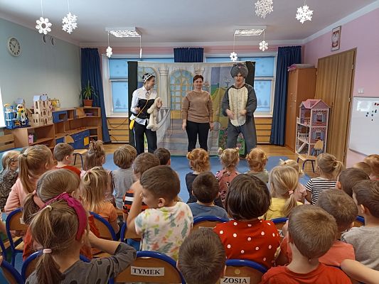 Grafika #11: Teatrzyk Magiczny ołówek