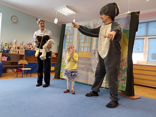 Grafika #12: Teatrzyk Magiczny ołówek