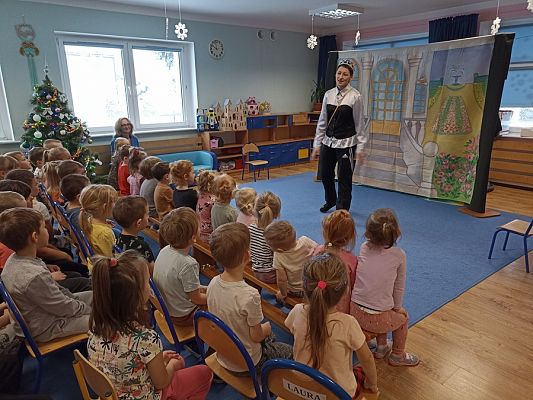 Grafika #14: Teatrzyk Magiczny ołówek