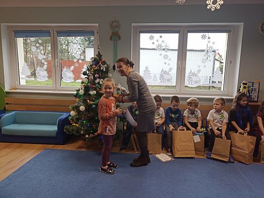 Grafika #13: Przedszkolny konkurs kolęd i pastorałek cz. II