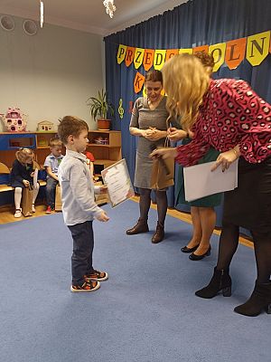 Grafika #7: Przedszkolny konkurs kolęd i pastorałek cz. II