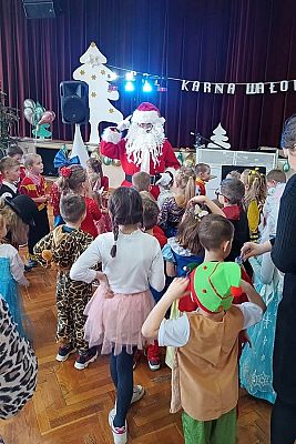 Grafika #7: Bal karnawałowy