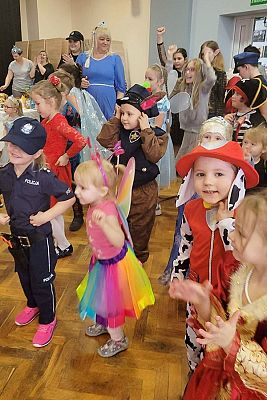 Grafika #10: Bal karnawałowy