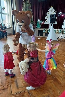 Grafika #12: Bal karnawałowy