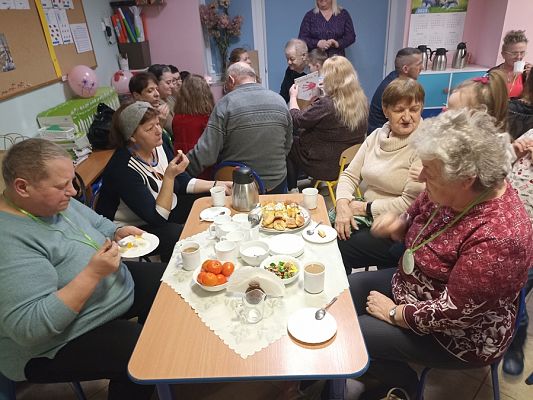 Grafika #3: Dzień Babci i Dziadka gr. III Sowy