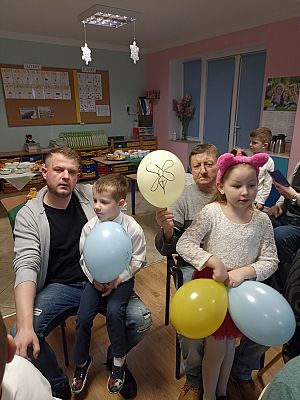 Grafika #12: Dzień Babci i Dziadka gr. III Sowy