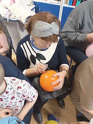 Grafika #10: Dzień Babci i Dziadka gr. III Sowy cz. II