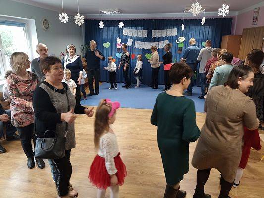 Grafika #21: Dzień Babci i Dziadka gr. III Sowy cz. II