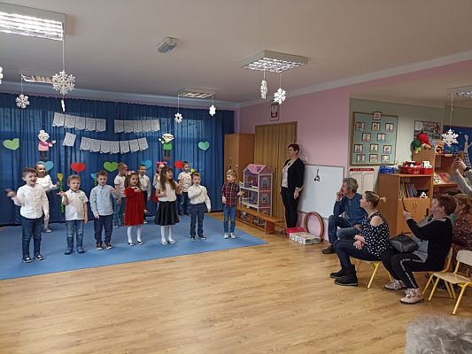 Grafika #22: Dzień Babci i Dziadka gr. III Sowy cz. II