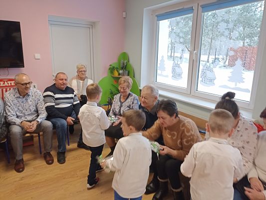 Grafika #13: Dzień Babci i Dziadka gr. II Rybki