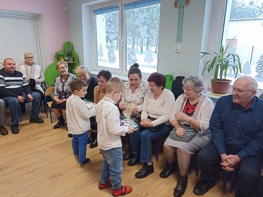 Grafika #14: Dzień Babci i Dziadka gr. II Rybki