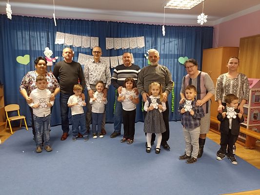 Grafika #15: Dzień Babci i Dziadka gr. II Rybki