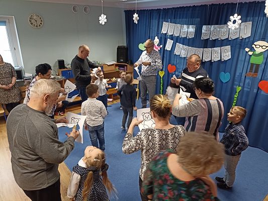 Grafika #16: Dzień Babci i Dziadka gr. II Rybki