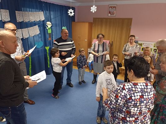 Grafika #2: Dzień Babci i Dziadka gr. II Rybki cz. II