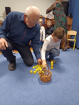 Grafika #20: Dzień Babci i Dziadka gr. II Rybki cz. II