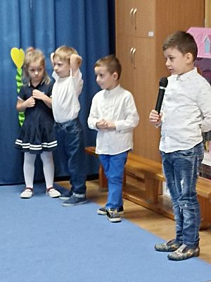 Grafika #31: Dzień Babci i Dziadka gr. II Rybki cz. II