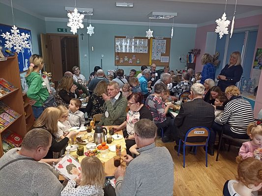 Grafika #0: Dzień Babci i Dziadka gr. I Motylki cz. I