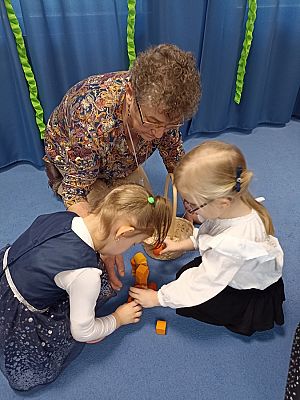 Grafika #15: Dzień Babci i Dziadka gr. I Motylki cz. I