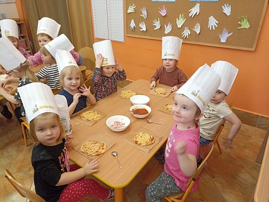 Grafika #7: Dzień Babci i Dziadka gr. I Motylki