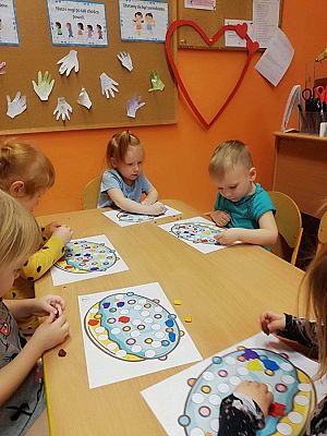 Grafika #13: Tłusty Czwartek gr. I Motylki