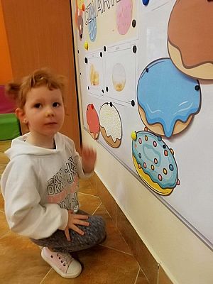 Grafika #14: Tłusty Czwartek gr. I Motylki