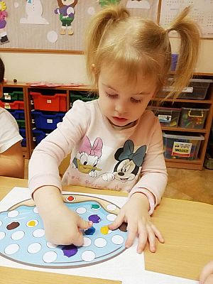 Grafika #5: Tłusty Czwartek gr. I Motylki