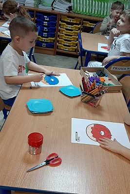 Grafika #3: Tłusty Czwartek gr. II Rybki