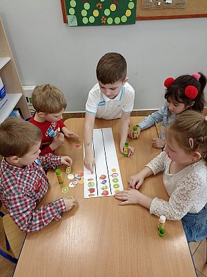 Grafika #12: Konkurs matematyczny Z matematyką za pan brat -gr. Sowy