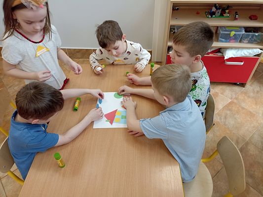 Grafika #10: Konkurs matematyczny Z matematyką za pan brat -gr. Sowy