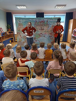 Grafika #2: Teatrzyk Dziadek do orzechów