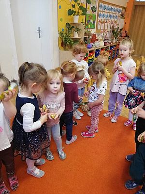 Grafika #4: Dzień Kobiet gr. I Motylki