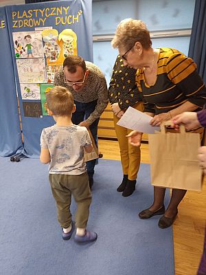 Grafika #7: Rozstrzygnięcie konkursu plastycznego W zdrowym ciele zdrowy duch