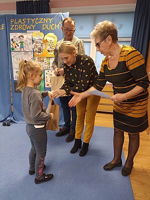 Grafika #6: Rozstrzygnięcie konkursu plastycznego W zdrowym ciele zdrowy duch