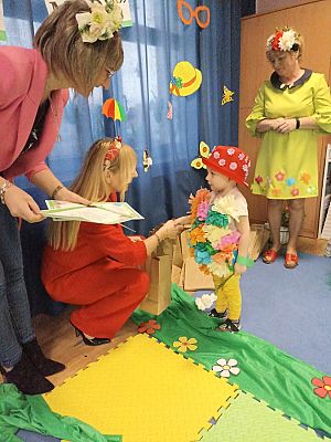 Grafika #15: Powitanie wiosny -Konkurs Najpiękniejszy strój wiosenny-pokaz wiosennej mody cz. I