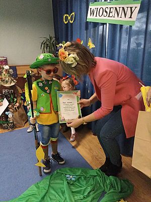 Grafika #0: Powitanie wiosny -Konkurs Najpiękniejszy strój wiosenny-pokaz wiosennej mody cz. II