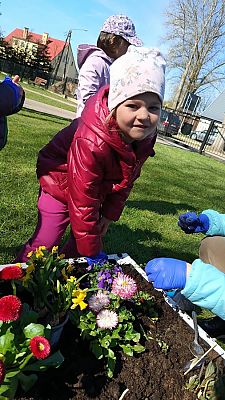 Grafika #0: Dzień Ziemi