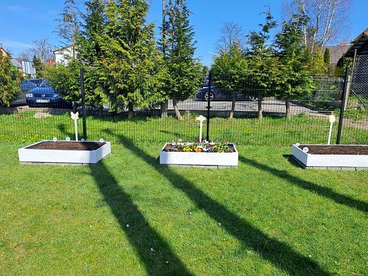 Grafika #2: Dzień Ziemi