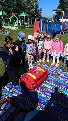 Grafika #6: Kurs Przedszkolaka w zakresie pomocy przedmedycznej-Spotkanie z druhami z Ochotniczej Straży Pożarnej z Łeby