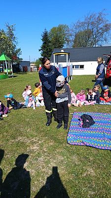 Grafika #14: Kurs Przedszkolaka w zakresie pomocy przedmedycznej-Spotkanie z druhami z Ochotniczej Straży Pożarnej z Łeby