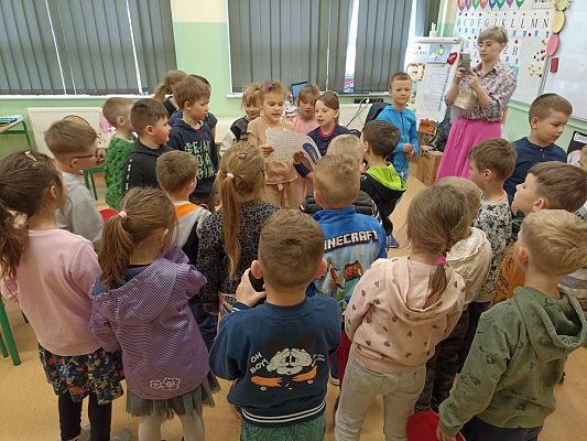 Grafika #7: Rok Kopernika-6-latki w Bibliotece Szkolnej w Szkole Podstawowej w Wicku