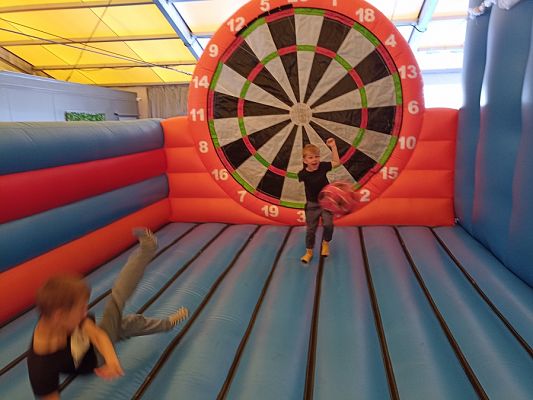 Grafika #15: Wyjazd do Funladii