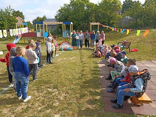 Grafika #1: Sportowy Dzień Dziecka cz. I