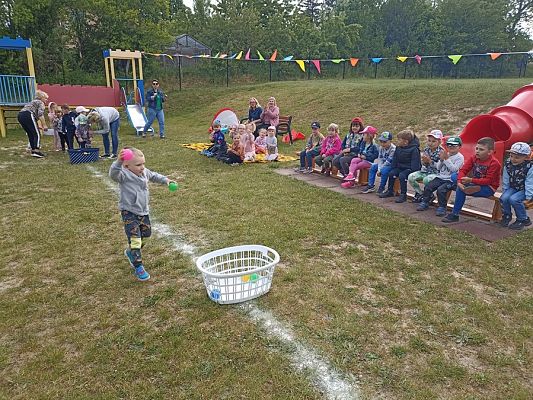 Grafika #8: Sportowy Dzień Dziecka cz. I