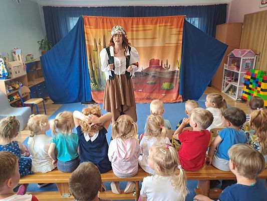 Grafika #1: Teatrzyk Na dzikim zachodzie