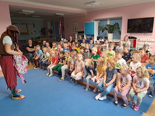 Grafika #4: Teatrzyk Na dzikim zachodzie